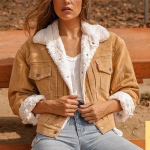 NWT Levi’s Heritage Tan Corduroy Faux Fur Trucker Jacket Size XS